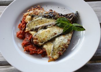 Dieta senza carboidrati per dimagrire 10 kg: schema esempio menù