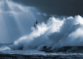 Maltempo: Eolie isolate, ancora fango a Stromboli