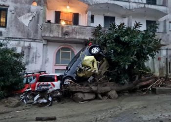 Maltempo a Ischia, neonato tra i 13 dispersi