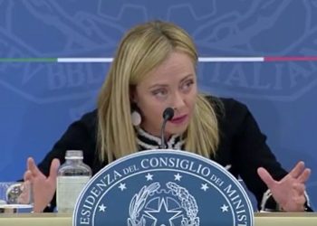 Migranti, Meloni (VIDEO): reazione aggressiva per la prima nave Ong attraccata in Francia