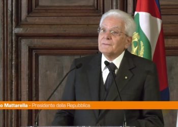 Mattarella “Non arrendersi a deriva, sostegno senza riserve a Kiev”