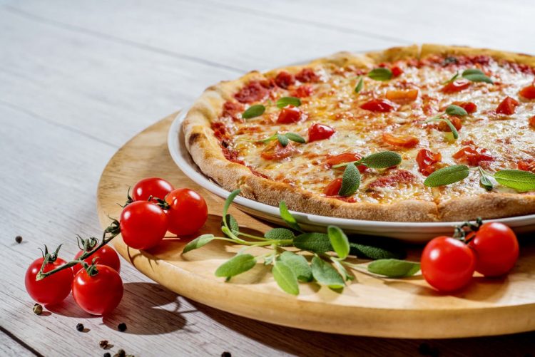 Pizza dietetica: la ricetta