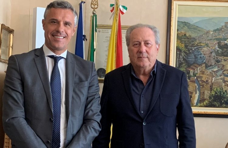 Il senatore Salvo Sallemi in visita al Libero Consorzio Comunale di Ragusa