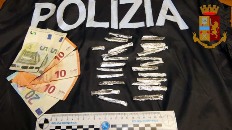 Vittoria, extracomunitario arrestato per spaccio di droga