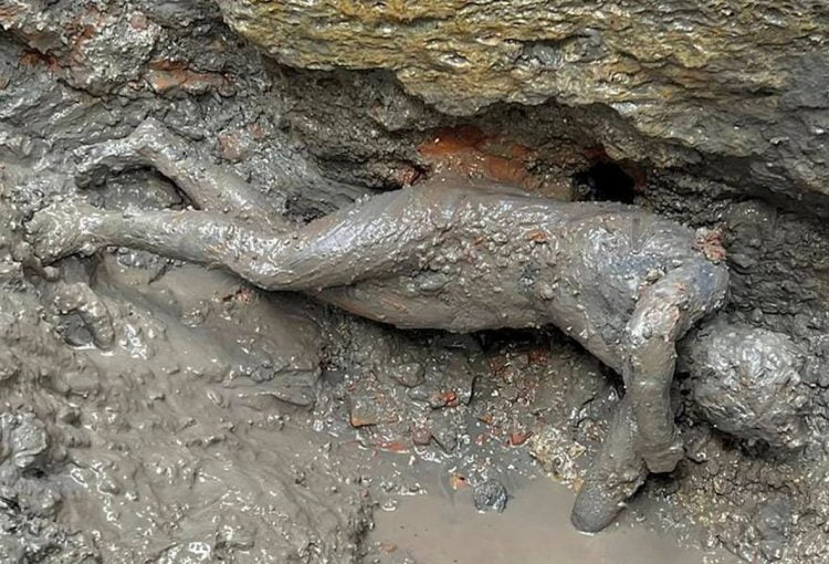 San Casciano dei Bagni come Riace, scoperte 20 statue in bronzo: ritrovamento eccezionale