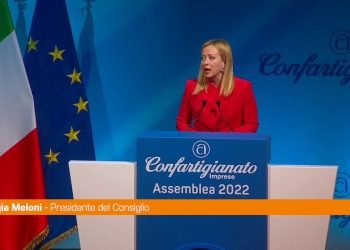 Meloni “Impegno per tagliare cuneo fiscale del 5% nella legislatura”