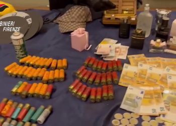 Firenze, furti di oggetti preziosi in abitazioni, sgominata una banda