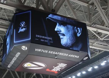 Camera ardente in Campidoglio per Mihajlovic, lunedì i funerali