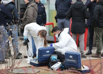 Agguato a Milano, ucciso il titolare di un bar