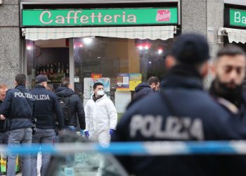 Milano, ucciso il titolare di un bar