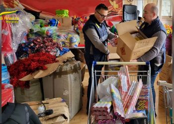 Sequestrati 1,8 tonnellate di fuochi d’artificio pericolosi