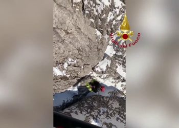 Due escursionisti salvati dai vigili del fuoco in provincia di Lecco