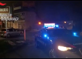 Bomba carta fatta esplodere sotto casa in Brianza, 3 arresti