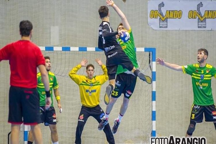 Pallamano, la KeyJey Ragusa perde con l'Haenna