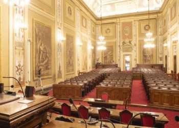 Venti di guerra in Sicilia e Assemblea non discute su uso basi Usa, M5s abbandona aula