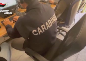 Tentata estorsione da 25 mila euro, due arresti nel siracusano