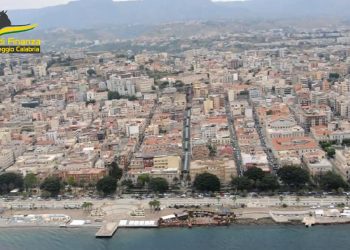 Era diretto in Sicilia con 6 kg di droga, arrestato a Reggio Calabria