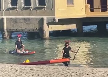 Non sono i Caraibi ma Mondello, Natale al mare per i palermitani