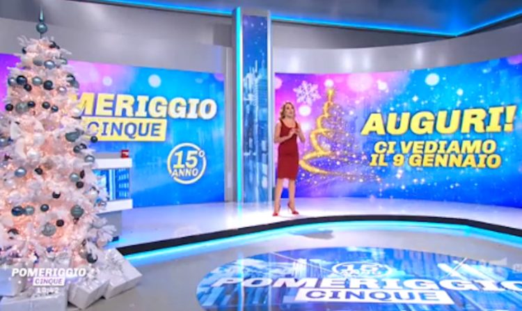 Barbara d'Urso a Pomeriggio 5, il saluto speciale in lacrime. E' diventata nonna?