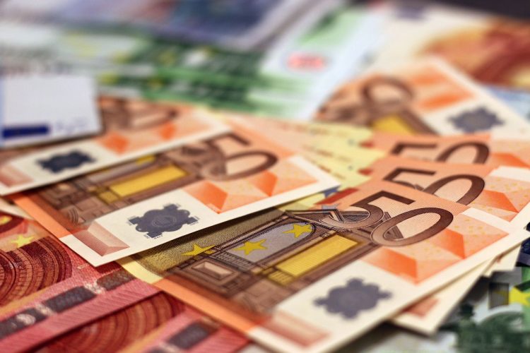Bonus 150 euro, 200 euro e 350 euro in pagamento: ecco le date
