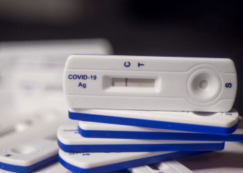 Covid Ragusa, lieve calo di positivi e di ricoveri