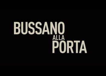 Bussano alla porta, il trailer