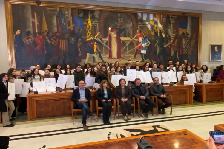 Modica, premiati studenti che hanno conseguito la maturità con il massimo dei voti