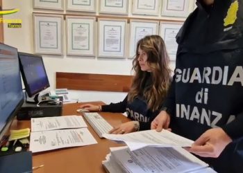 Bookmaker non paga le tasse, gdf Torino sequestra 2 milioni