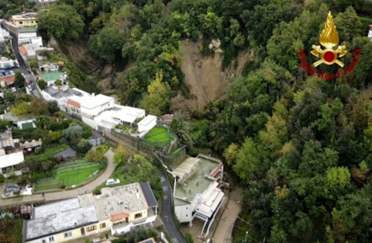 Nuova allerta meteo a Ischia, saranno evacuate 1100 persone da zona rossa