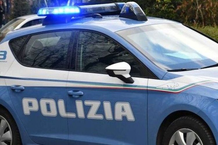Omicidio in un bar a Milano: uomo ucciso a pistolettate