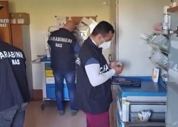 Controlli Nas nelle Rsa, 165 lavoratori irregolari. Chiuse 5 strutture