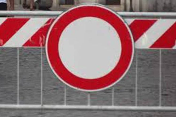 Ragusa, divieto di transito sulla via del Mercato