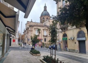 Ragusa Territorio: centro città una nave alla deriva