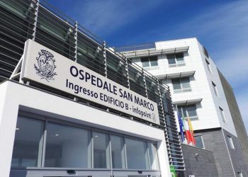 Rapina in una scuola a Catania, 3 feriti, anche familiare custode