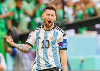 Il Pallone racconta – Messi contro Mbappè solo una solleverà la Coppa
