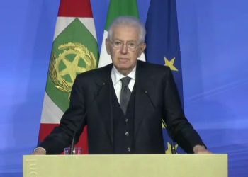 Ue, Monti “Mi sento sempre vicino alla Commissione”
