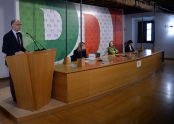 Pd, ok a regolamento congresso. Primarie fissate per il 26 febbraio