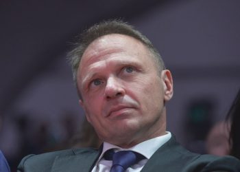 Governo, Lollobrigida “Illogico votare soluzioni e contestarle in tv”