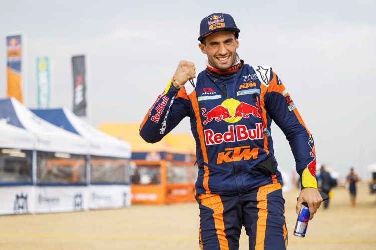 Moto, Benavides vince l’ultima tappa e si aggiudica la Dakar