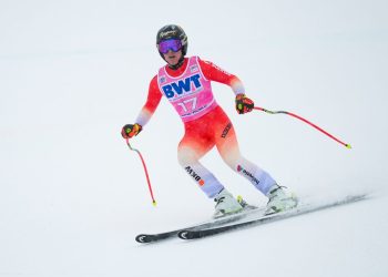 Lara Gut vince il Super-G di St.Anton davanti a Brignone e Bassino