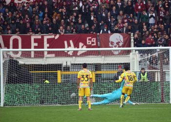 Nzola su rigore, lo Spezia vince in casa del Torino