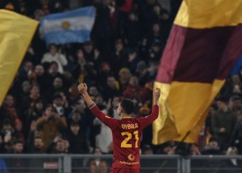Dybala regala un’altra gioia alla Roma, Fiorentina ko 2-0