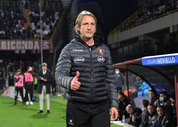 E’ ufficiale, la Salernitana esonera il tecnico Nicola