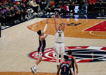 Lillard non basta, i Nuggets di Jokic battono Portland