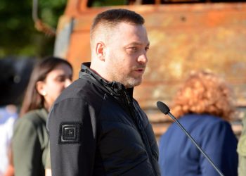 Cade elicottero in Ucraina, 16 morti tra cui il ministro dell’Interno