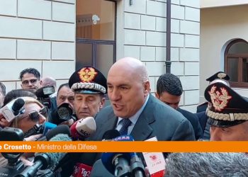 Crosetto “All’Ucraina non solo armi ma anche aiuti civili”