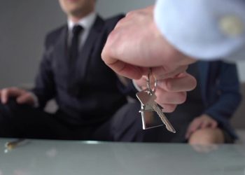 Mercato immobiliare, in Italia acquisti e prezzi in crescita