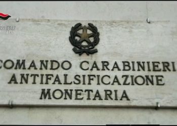 Traffico di banconote false, sgominata organizzazione a Napoli