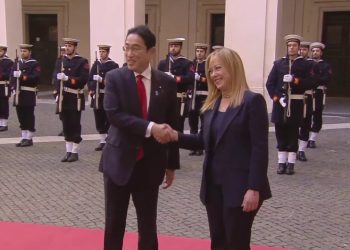 Meloni accoglie il primo ministro del Giappone Kishida