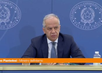 Piantedosi “Non ci faremo condizionare dal caso Cospito”